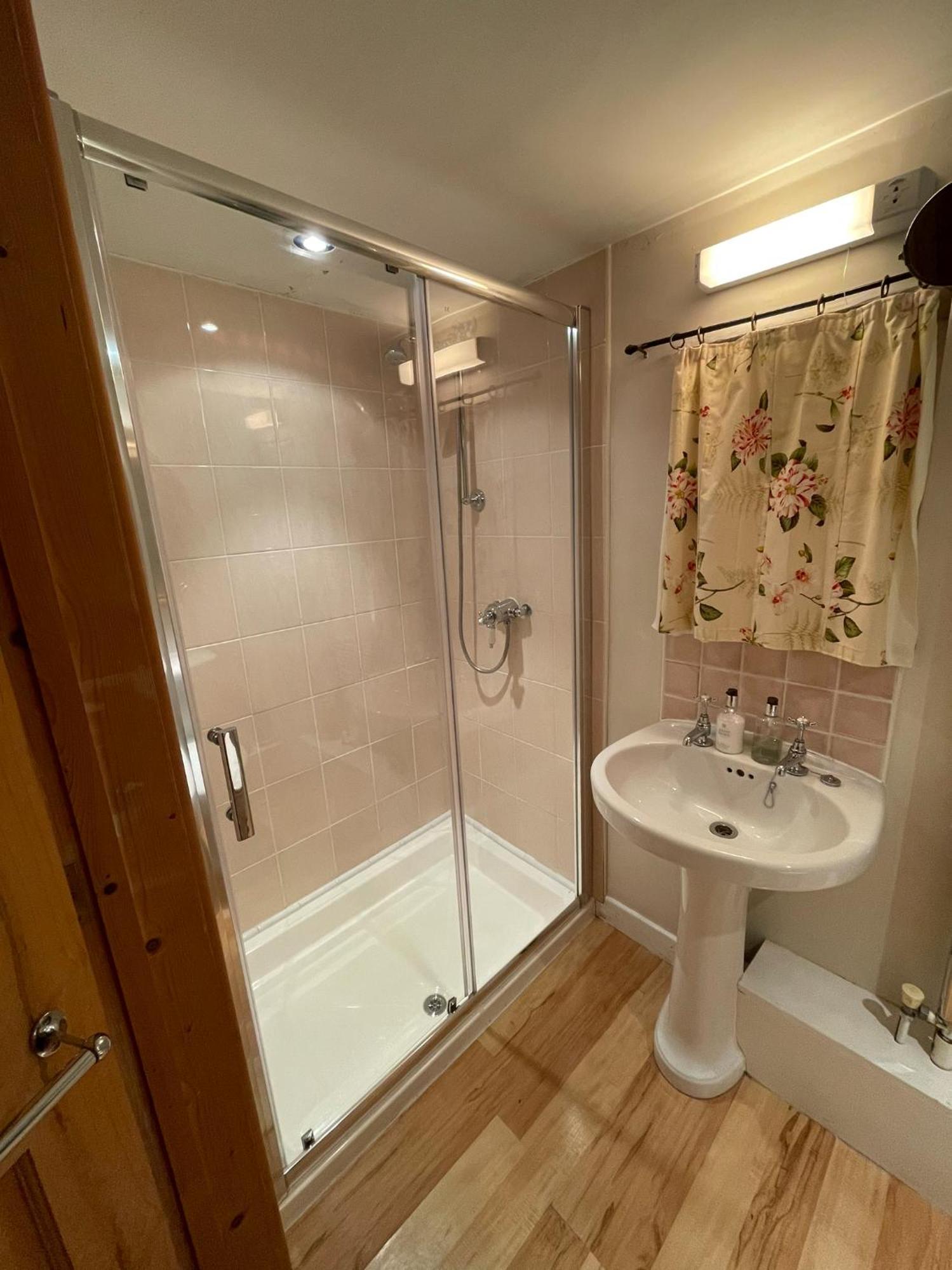 The Potting Shed, Self Contained, Detached Retreat In Shapwick Village Eksteriør billede